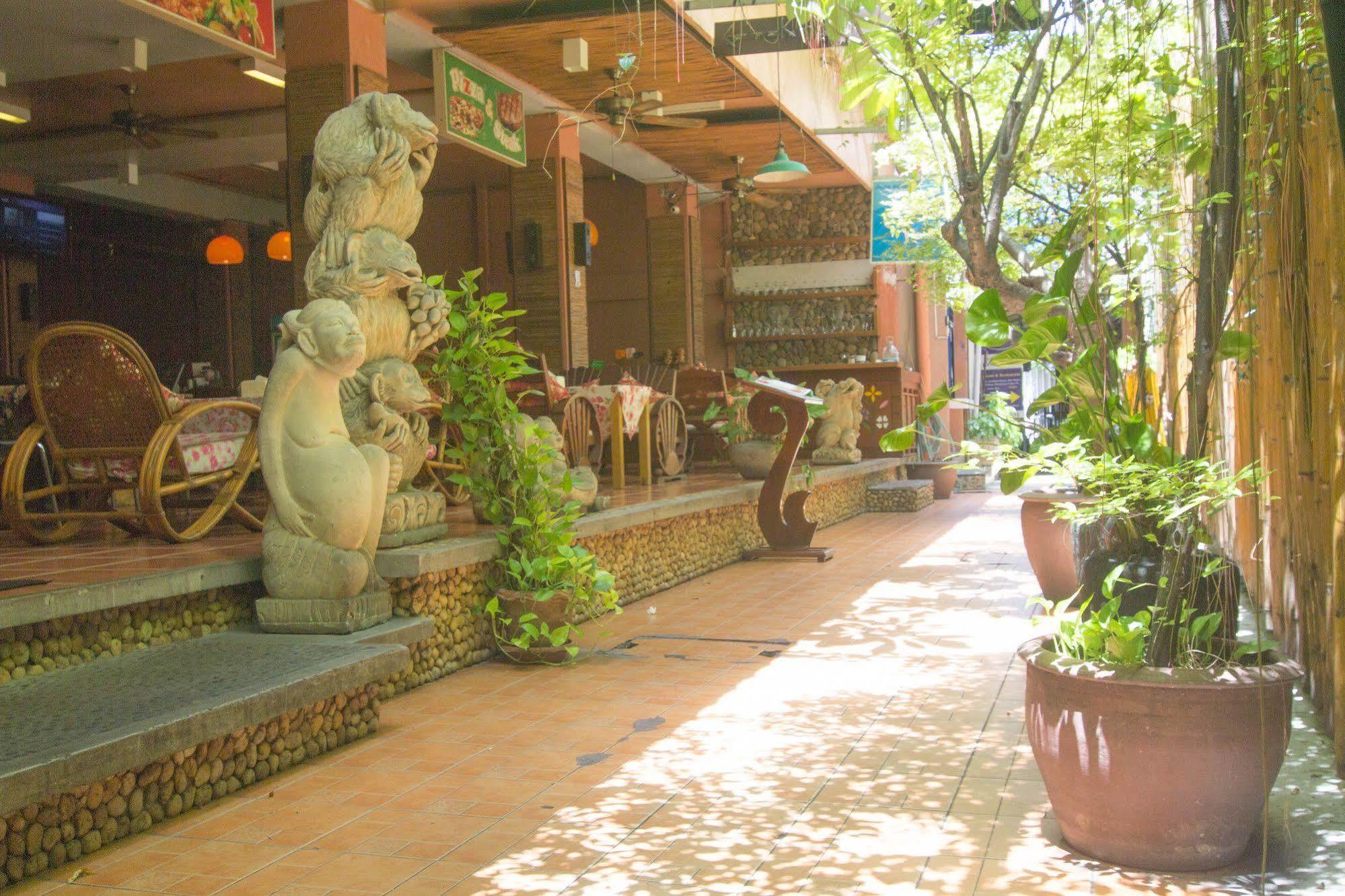 Khaosan Holiday Bangkok Extérieur photo